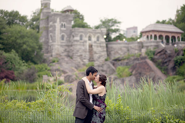 Central Park, New York, NY,  Brooklyn Bridge, Brooklyn, NY, Wedding Engagement Pictures Photos, Victoria Souza Photography, Best CT Wedding Photographer