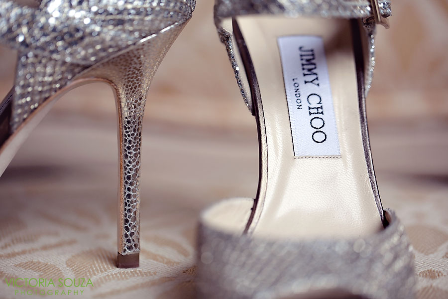 Candlewood Inn, Brookfield, CT Wedding Pictures Photos, Victoria Souza Photography, Jimmy Choo Bridal Shoes, Best CT Wedding Photographer