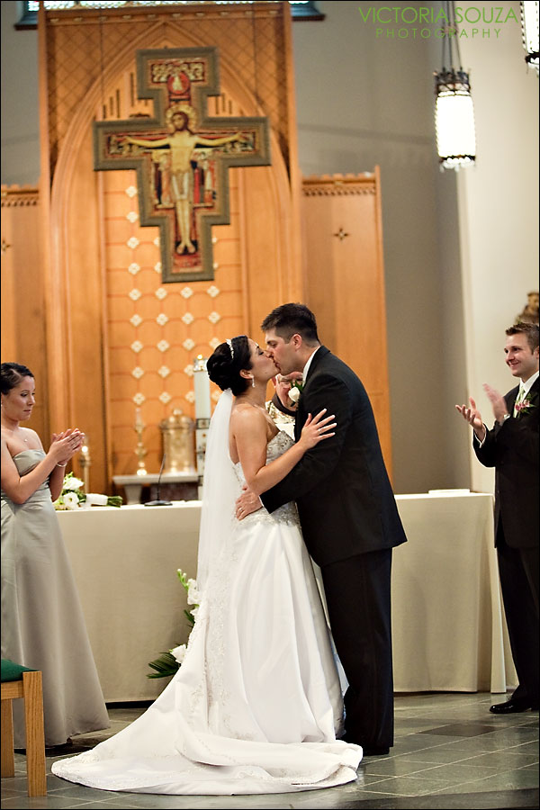 CT Wedding Photographer, Victoria Souza Photography, St Patrick St Anthony Church, Hartford, CT Aquaturf, Plantsville, CT, Wedding